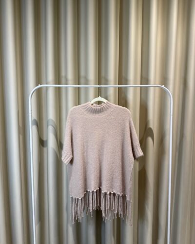 Light Fringed Knit