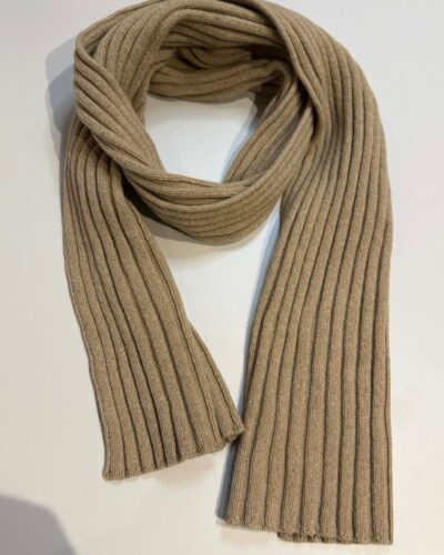 Sand rib knitted