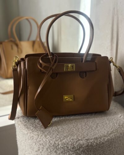 Camel handbag with strap