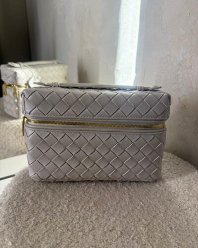 Braided Light Clutch
