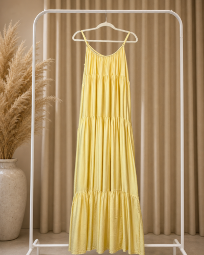 Yellow High-Neck Sweater (Kopija) (Kopija) (Kopija) (Kopija) (Kopija) (Kopija) (Kopija) (Kopija)