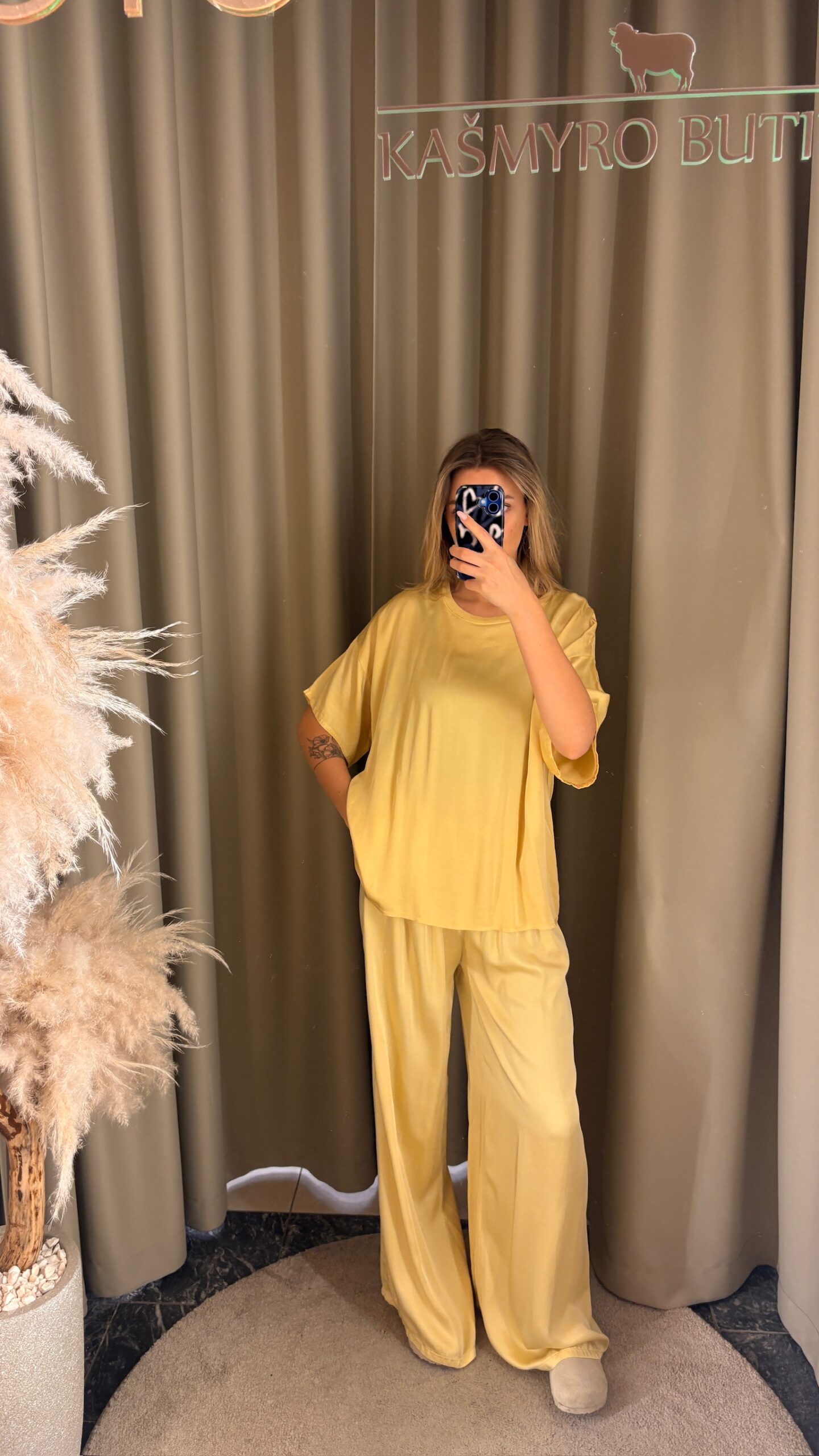 Yellow High-Neck Sweater (Kopija) (Kopija) (Kopija) (Kopija) (Kopija) (Kopija) (Kopija) (Kopija) (Kopija) (Kopija) (Kopija) (Kopija) (Kopija) (Kopija) (Kopija) (Kopija) (Kopija) (Kopija) - Image 3