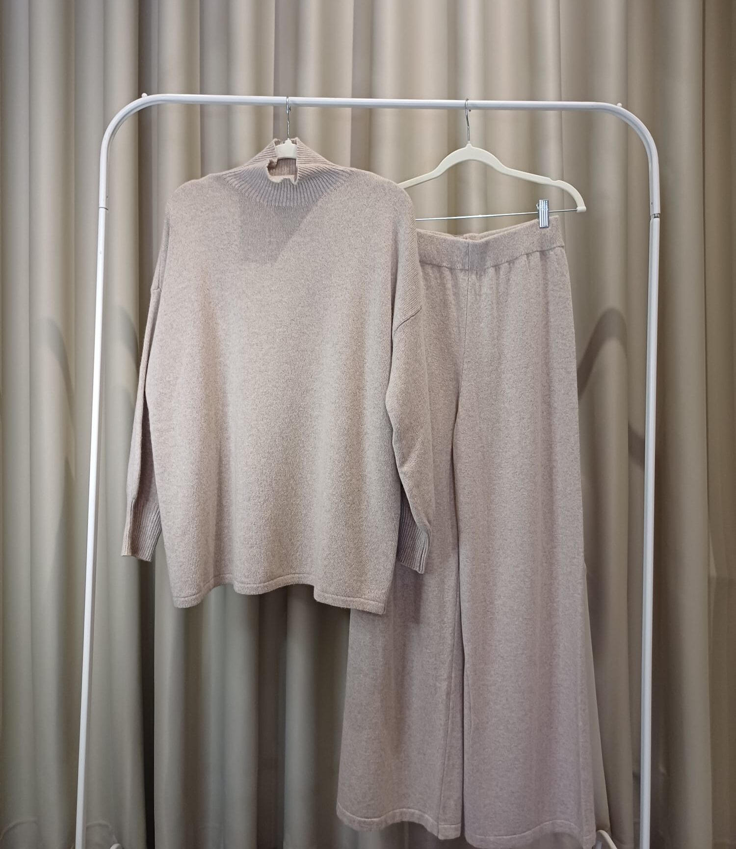 White midi with skirt (Kopija) (Kopija)